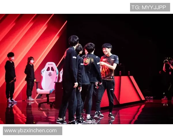 赛后复盘分析FPX与RNG在比赛中的战术意识与团队配合