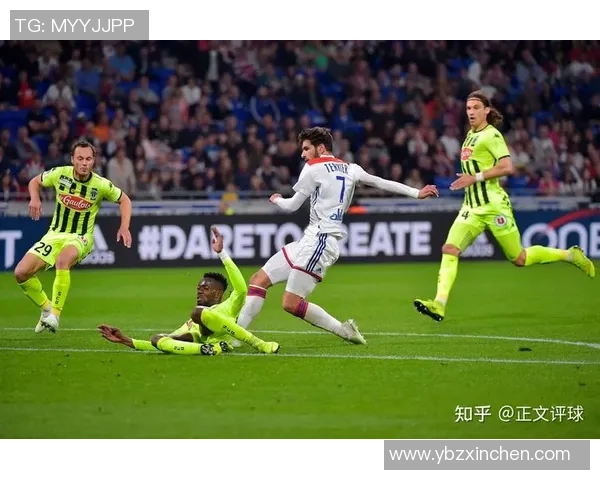 友谊赛巴黎圣日耳曼与本菲卡战平转会传闻引发全场热议